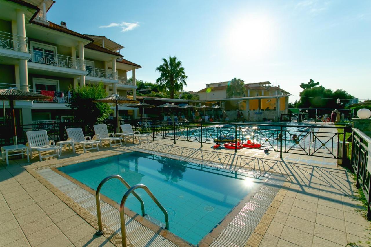 Golden Residence Family Resort Πευκοχώρι Εξωτερικό φωτογραφία